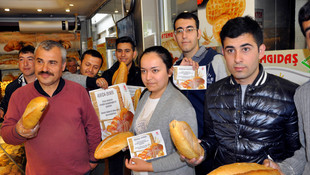 Üniversitelilerden Askıda Ekmek Var uygulamasına destek