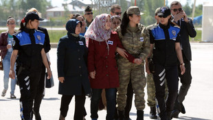 Van ve Hakkarideki terör saldırısında şehit olan askerler için tören düzenlendi