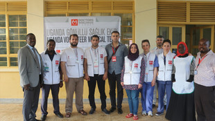 Yeryüzü Doktorları Uganda'da