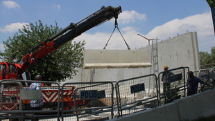 ABD'nin Adana Konsolosluğu önüne güvenlik duvarı çekilmesi