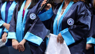 Anne kız birlikte mezun oldu