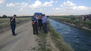 Anne ve oğullarını boğulmaktan vatandaşlar kurtardı