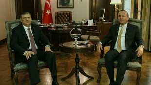 Bakan Çavuşoğlu, Hicab ile görüştü