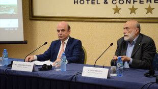 Balkan ülkelerinden çiftçiler Tiran'da buluştu