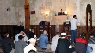 Balkanlar'da ilk teravih namazı coşkusu