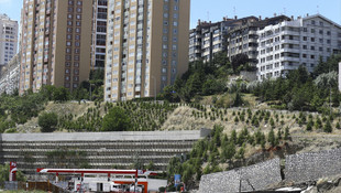 Başkent'te yol çöktü