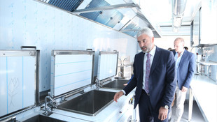 Beş bin kişilik mobil mutfak tırı afetlerde hizmet verecek