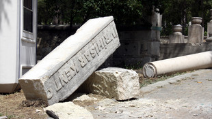 Beton blok işçilerin üzerine düştü: 1 ölü, 1 yaralı