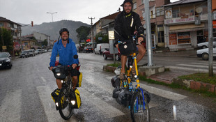 Bisikletle Çin'e giden turistler Kastamonu'da