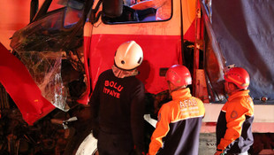 Bolu'da tır kamyona çarptı: 1 yaralı