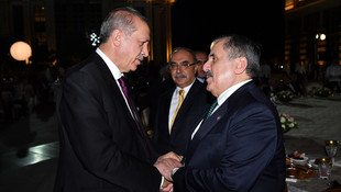 Cumhurbaşkanı Erdoğan, kanaat önderleriyle iftarda buluştu