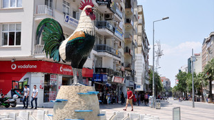 Denizli'de iftar topu 2 dakika erken atıldı
