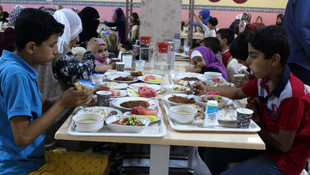 Diyarbakır'da 250 yetim ve aileleri için iftar