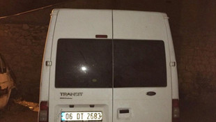 Diyarbakır'da patlayıcı yüklü araç bulundu