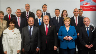 Dünyanın en uzun demiryolu tüneli Gotthard Base açıldı