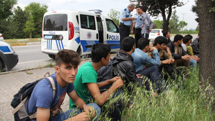 Edirne'de 16 kaçak yakalandı