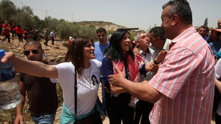 Filistinli kadın milletvekili serbest bırakıldı