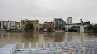 Fransa'daki şiddetli yağış