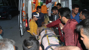 Gölete giren 2 öğrenciden biri boğuldu, diğeri kayboldu