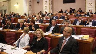 Hırvatistan'da meclis feshedildi