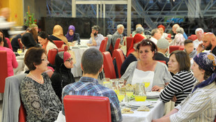 İHH'dan Bosnalı şehit ailelerine iftar
