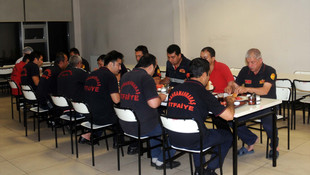 İtfaiyeciler ilk sahuru görev başında yaptı