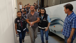 İzmir'de organize suç örgütü operasyonuna 16 tutuklama