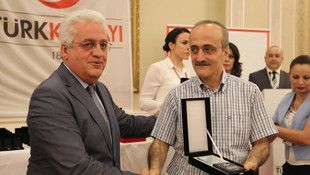 Kan bağışı yapanlara madalya