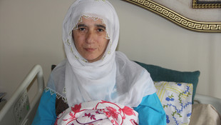 Karnından 10 kilo ur çıktı