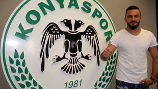 Kaya Tarakçı, 1 yıl daha Atiker Konyaspor'da