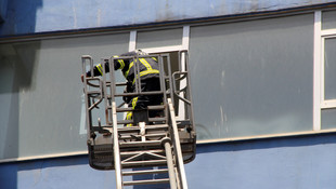 Kocaeli'de bir kişi asansörde ölü bulundu