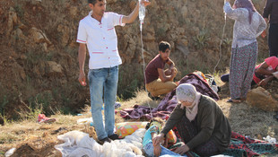 Malatya'da mevsimlik işçileri taşıyan minibüs devrildi: 24 yaralı