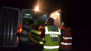 Otomobil şarampole devrildi: 2 ölü, 1i çocuk 2 yaralı