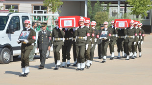 Mardindeki terör saldırısında şehit olan Uzman Çavuşlar son yolculuğuna uğurlandı