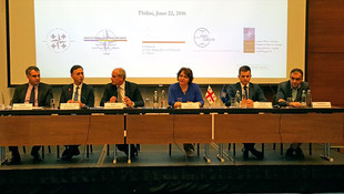 NATO'nun Varşova Zirvesi-Zorluklar ve Beklentiler konferansı