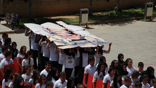 Öğrencilerden güvenlik güçlerine destek