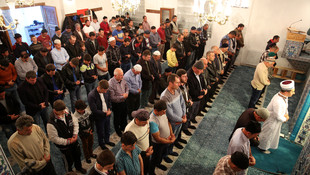 Öz vatanlarında ilk teravih namazını kıldılar