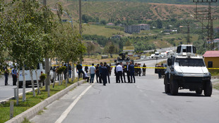 GÜNCELLEME - Polis ekibine saldıran teröristler etkisiz hale getirildi
