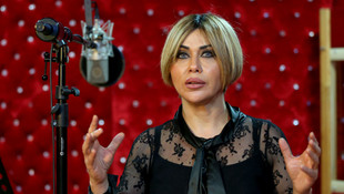 Sanatçı Ertürk, Cumhurbaşkanı Erdoğan için yazılan şarkıyı yorumladı