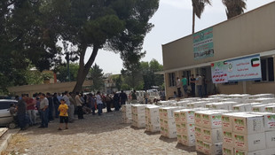 Şanlıurfa'da Suriyeli sığınmacılara gıda yardımı