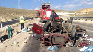 Sivas'ta otomobil devrildi: 6 yaralı