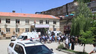 Teröristler tepki gösteren kamyon şoförünü öldürdü