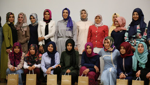 TÜRGEV'de mezuniyet töreni