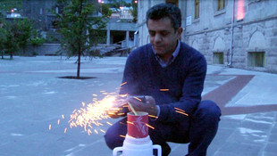 Türkiye'de ilk iftar topu, Kars'tan atıldı