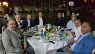 Türkiye'nin Tiflis Büyükelçiliğinde iftar