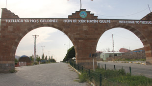 Tuzluca'da tabeladan Ermenice ifadeler çıkarıldı