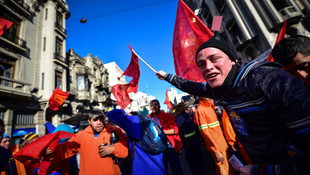 Sarıyer'de kilise bahçesinde sahur
