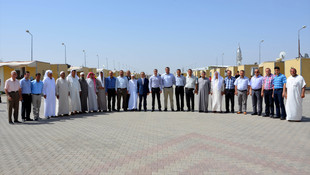 Vali Tapsız'dan Suriyeli sığınmacılara veda ziyareti