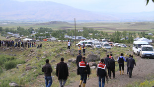 Van'da sele kapılan bir kişi kayboldu