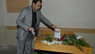 Yüksekten düşerek ölen öğrencinin sınıfında tören